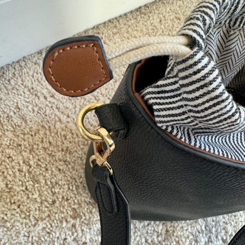 Bucket bag - Picture 7 of 9